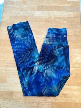 Lululemon leggings size 2